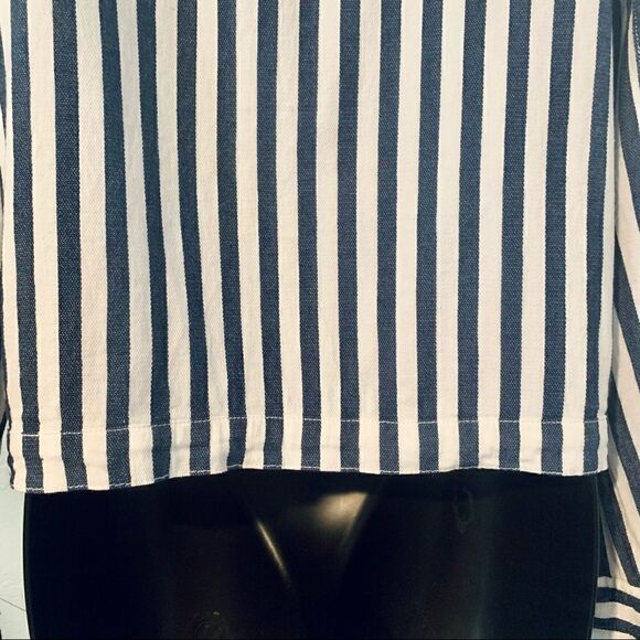 Vince Camuto Boardwalk Blue & White Stripe Crop Jacket Size Small - Picture 12 of 15